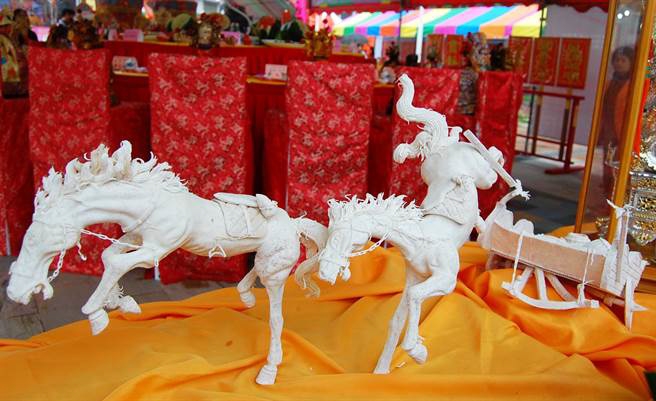 ���b�A�\�|�����P���J���r